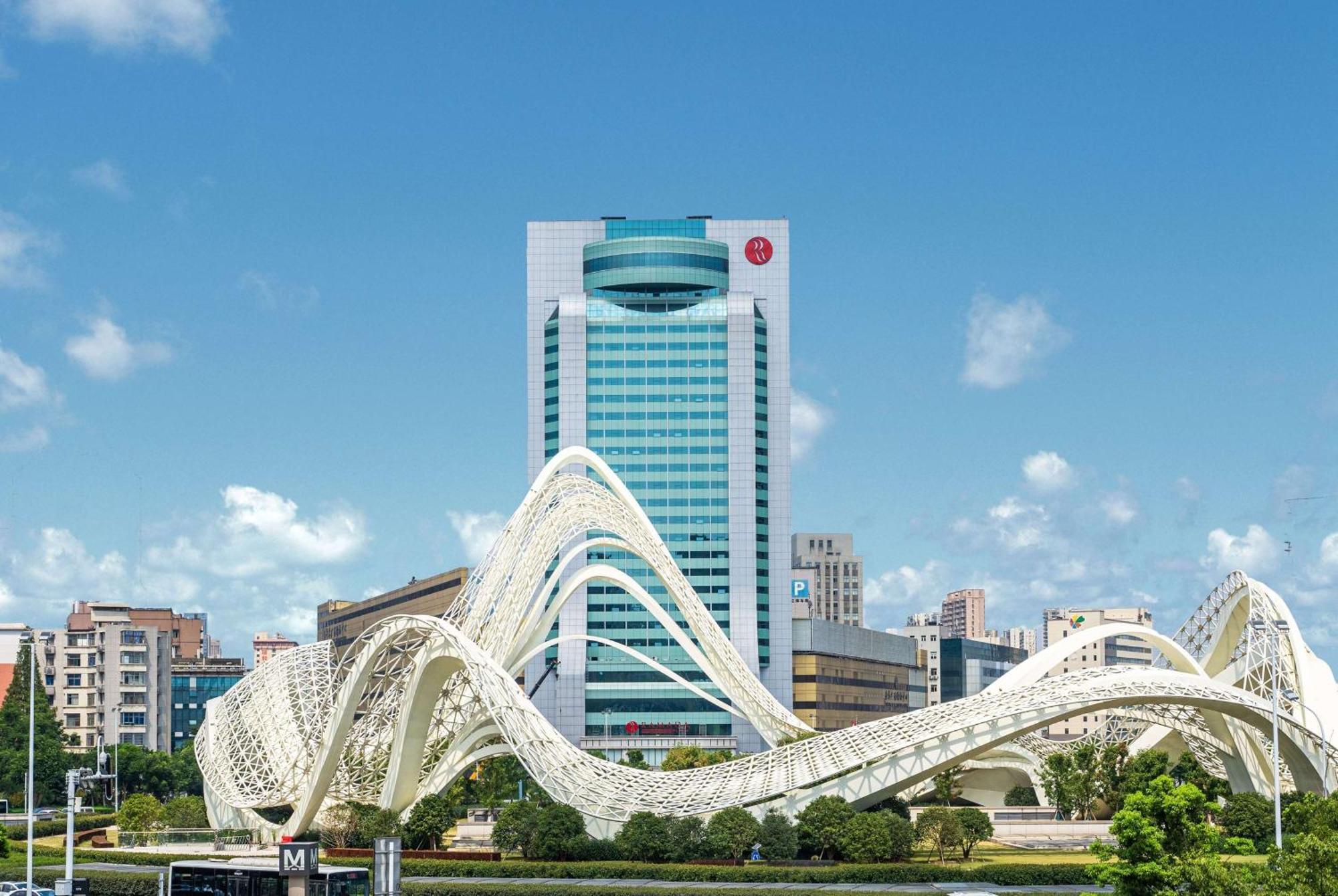Ramada Plaza Optics Valley Hotel Wuhan Exterior photo
